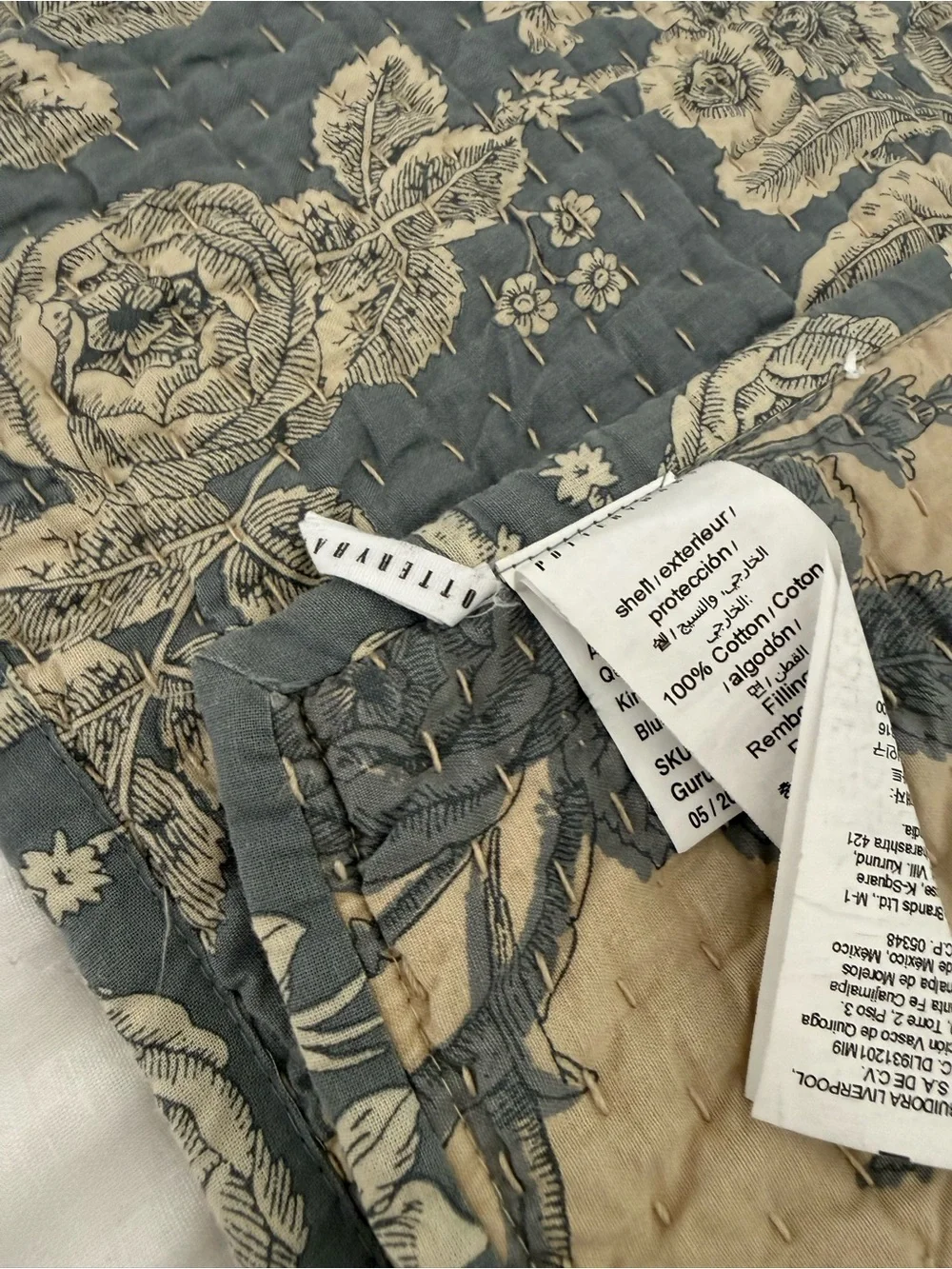 Pottery Barn Adele Reversible Quilt Blue Multi King | Like New